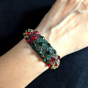 listing-status-banner